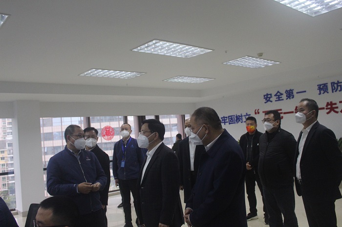 F:\yf\曠遠(yuǎn)人官網(wǎng)oa推文及圖片3\市委書記付朝陽一行領(lǐng)導(dǎo)蒞臨曠遠(yuǎn)能源股份有限公司開展春節(jié)前燃?xì)獍踩a(chǎn)督導(dǎo)檢查及春節(jié)慰問工作\市委書記付朝陽一行領(lǐng)導(dǎo)蒞臨曠遠(yuǎn)能源股份有限公司開展春節(jié)前燃?xì)獍踩a(chǎn)督導(dǎo)檢查及春節(jié)慰問工作\02.jpg F:\yf\曠遠(yuǎn)人官網(wǎng)oa推文及圖片3\市委書記付朝陽一行領(lǐng)導(dǎo)蒞臨曠遠(yuǎn)能源股份有限公司開展春節(jié)前燃?xì)獍踩a(chǎn)督導(dǎo)檢查及春節(jié)慰問工作\市委書記付朝陽一行領(lǐng)導(dǎo)蒞臨曠遠(yuǎn)能源股份有限公司開展春節(jié)前燃?xì)獍踩a(chǎn)督導(dǎo)檢查及春節(jié)慰問工作\02.jpg